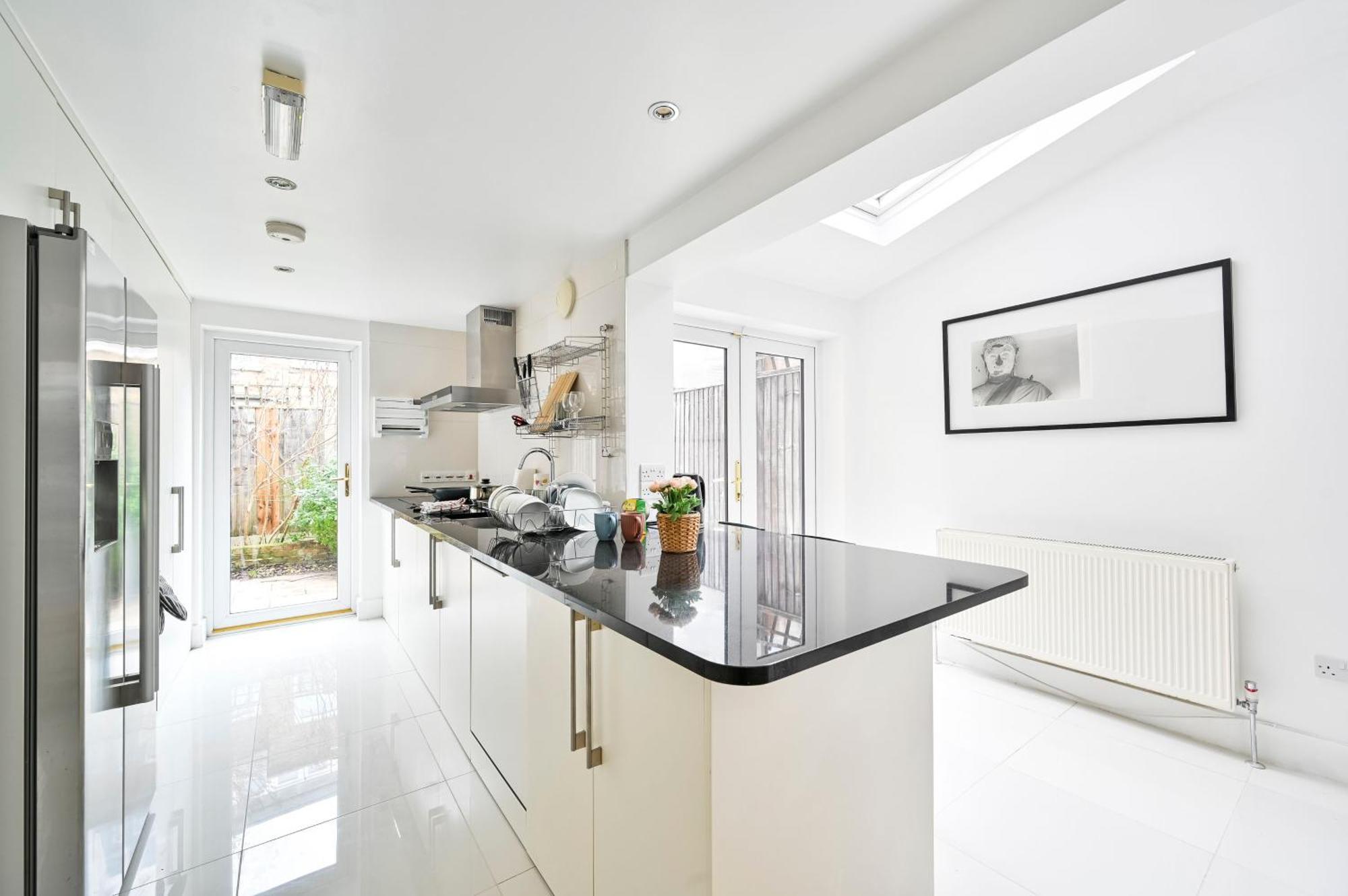 Lovely 4 Bedrooms Entire House In Hammersmith *