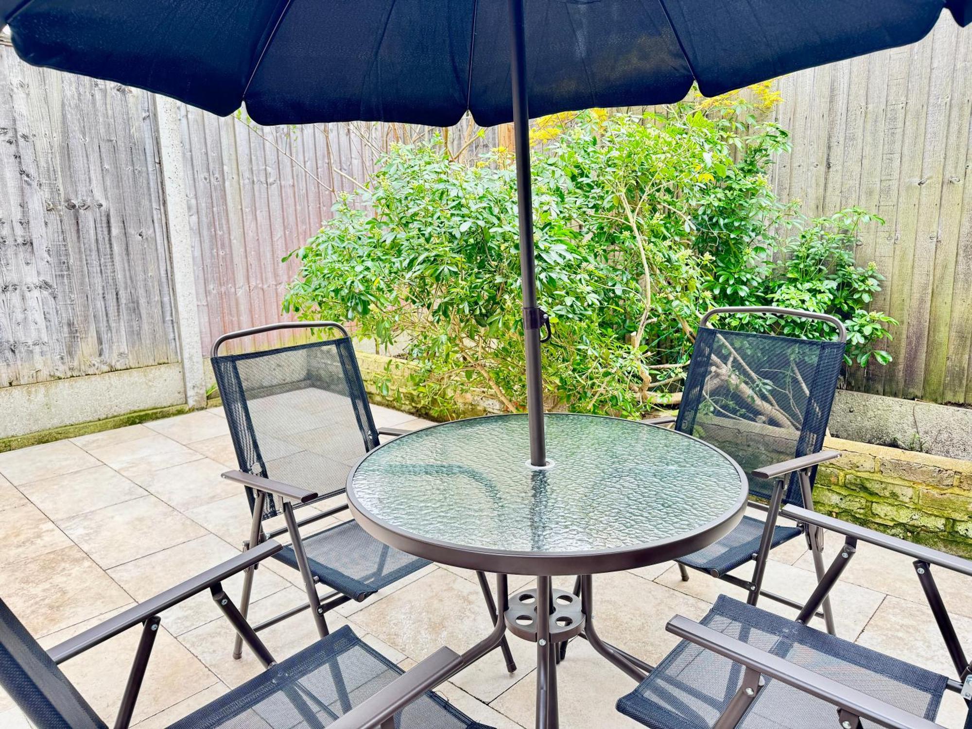 Lovely 4 Bedrooms Entire House In Hammersmith *